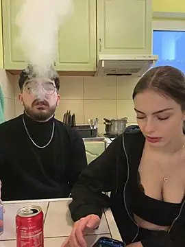 Snapshot of MrAndMrsSavage chatting on 02.23.25 MrAndMrsSavage online show from 02.23.25