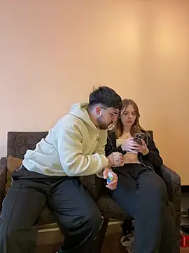 Snapshot of MrAndMrsSavage chatting on 02.26.25 MrAndMrsSavage online show from 02.26.25