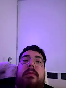 Snapshot of MrAndMrsSavage chatting on 11.09.25 MrAndMrsSavage online show from 11.09.25