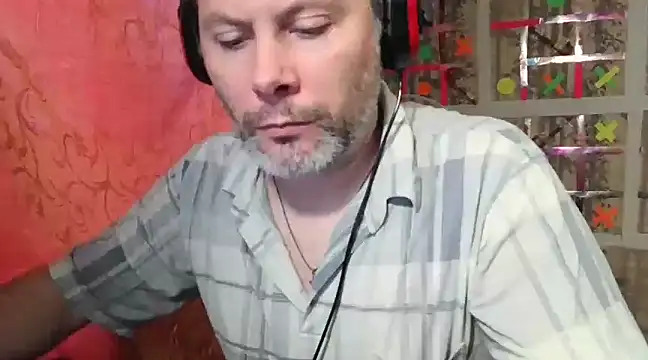 Snapshot of AgnichBan chatting on 01.17.25 AgnichBan online show from 01.17.25