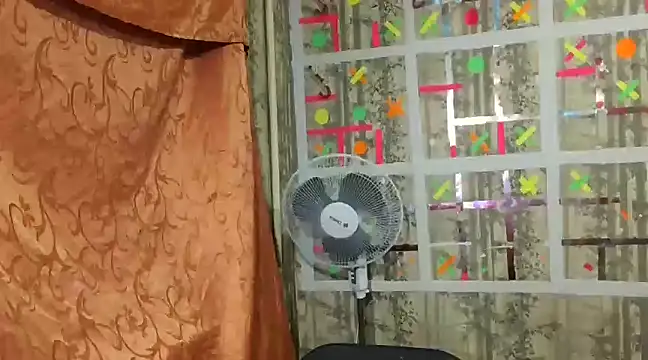 Snapshot of AgnichBan chatting on 01.22.25 AgnichBan online show from 01.22.25