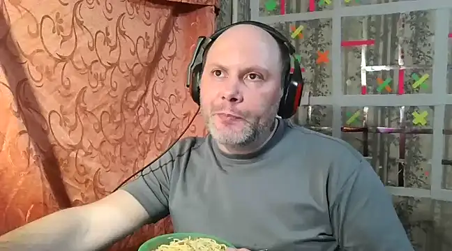 Snapshot of AgnichBan chatting on 02.02.25 AgnichBan online show from 02.02.25