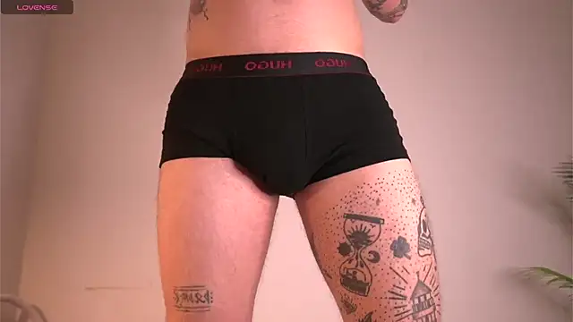 Snapshot of vance_rulez chatting on 11.08.25 vance rulez online show from 11.08.25