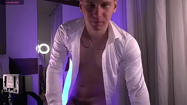 Snapshot of vance_rulez chatting on 11.28.25 vance rulez online show from 11.28.25