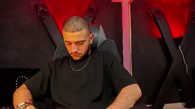 MaximusDick1  online show from 09.18.25