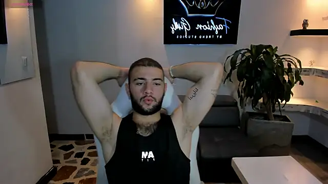 MaximusDick1  online show from 11.06.25