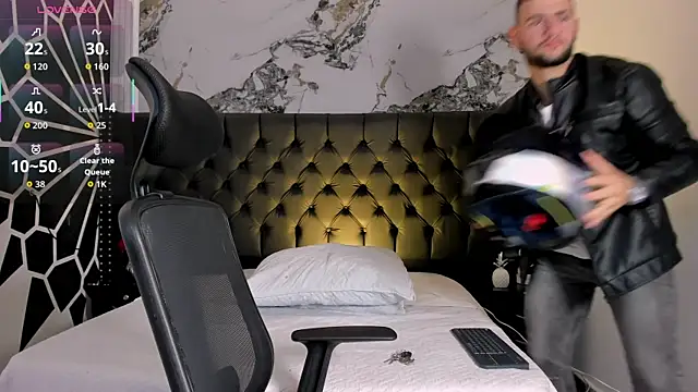 MaximusDick1  online show from 06.11.26