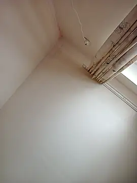 Snapshot of Virgin_Pussy_Love chatting on 02.27.25 Virgin Pussy Love online show from 02.27.25