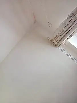 Snapshot of Virgin_Pussy_Love chatting on 03.14.25 Virgin Pussy Love online show from 03.14.25