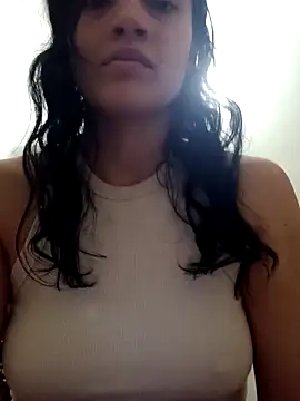 Snapshot of Virgin_Pussy_Love chatting on 03.17.25 Virgin Pussy Love online show from 03.17.25