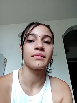 Snapshot of Virgin_Pussy_Love chatting on 09.11.25 Virgin Pussy Love online show from 09.11.25