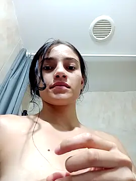 Snapshot of Virgin_Pussy_Love chatting on 09.13.25 Virgin Pussy Love online show from 09.13.25