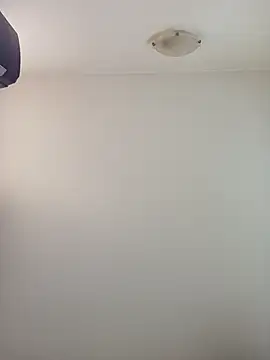 Snapshot of Virgin_Pussy_Love chatting on 10.22.25 Virgin Pussy Love online show from 10.22.25