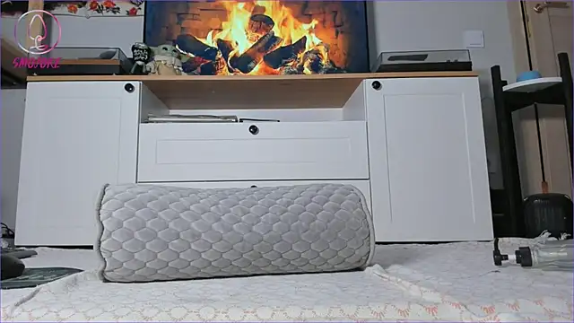 Snapshot of Erin_Smojoke chatting on 09.22.25 Erin Smojoke online show from 09.22.25