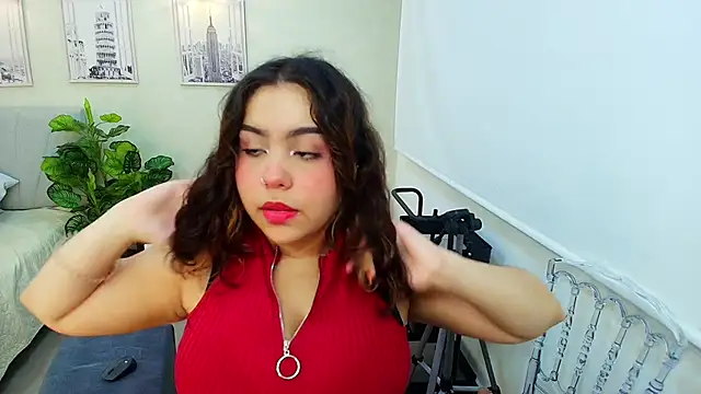 Dalila Sky online show from 10.21.25