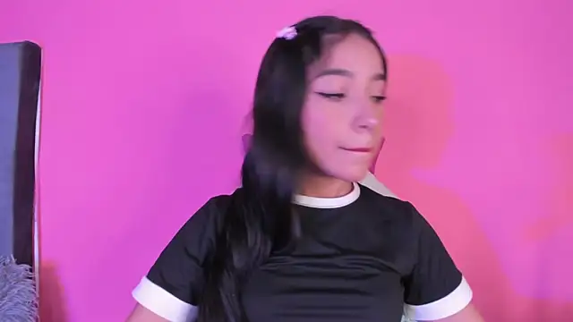 Mereo leona online show from 12.10.24