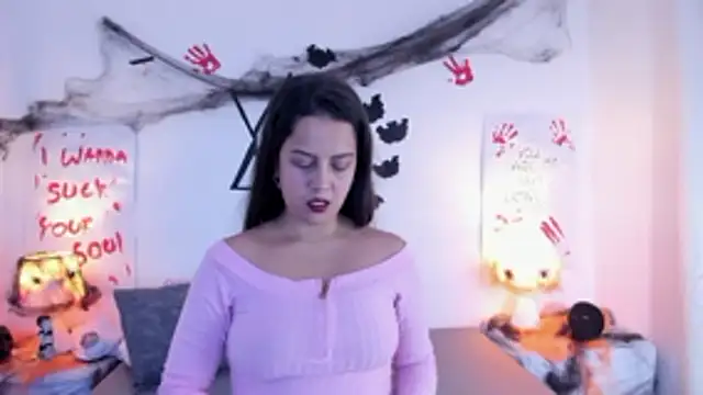 LunaSmitt online show from 10.15.25