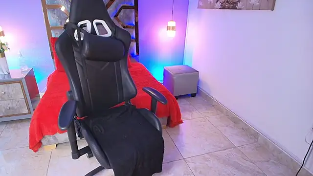 BRITHANY SPARK online show from 11.07.25