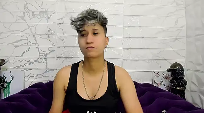 Im Milan Rs online show from 02.13.25