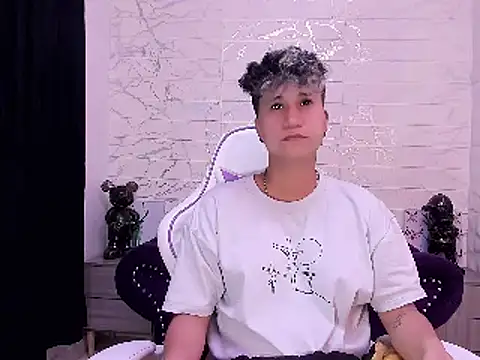 Im Milan Rs online show from 03.06.25