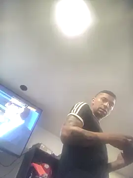 Snapshot of jeremiabello chatting on 03.08.26 jeremiabello online show from 03.08.26