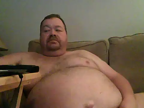 Snapshot of hitman_35 chatting on 11.22.25 hitman 35 online show from 11.22.25