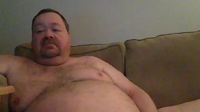 Snapshot of hitman_35 chatting on 02.13.26 hitman 35 online show from 02.13.26