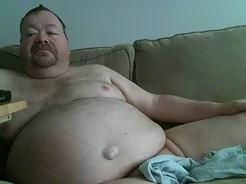 Snapshot of hitman_35 chatting on 04.02.26 hitman 35 online show from 04.02.26