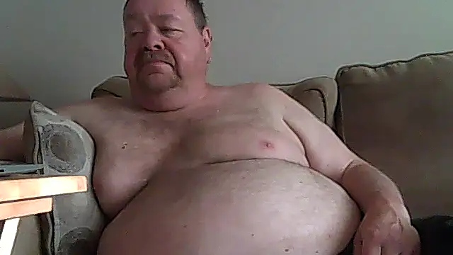 Snapshot of hitman_35 chatting on 07.22.26 hitman 35 online show from 07.22.26