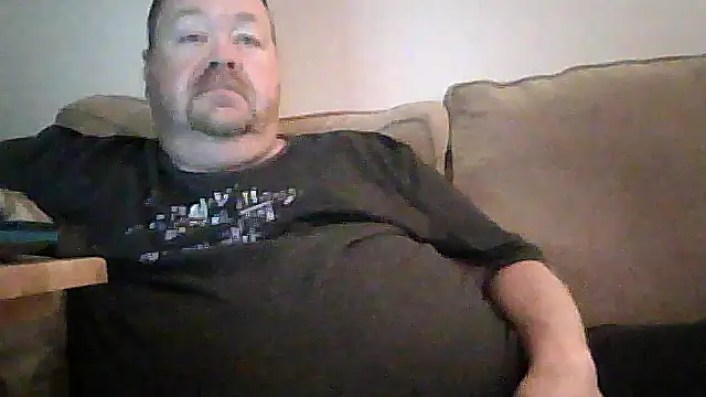 Snapshot of hitman_35 chatting on 07.27.26 hitman 35 online show from 07.27.26