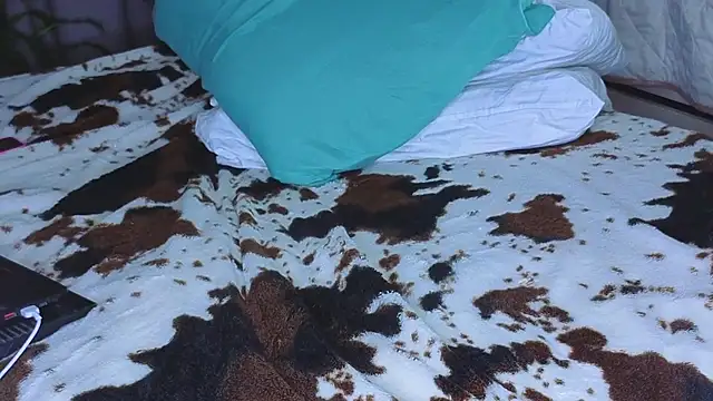 Snapshot of missnew2 chatting on 01.13.26 missnew2 online show from 01.13.26