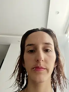 Snapshot of Ambar_Roux_ chatting on 11.13.25 Ambar Roux online show from 11.13.25