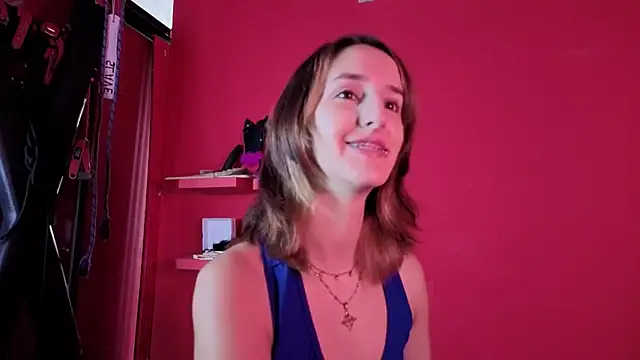 Snapshot of Ambar_Roux_ chatting on 12.14.25 Ambar Roux online show from 12.14.25