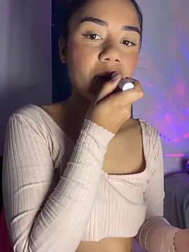  Luana online show from 03.21.25