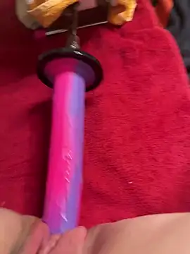 Snapshot of luisa1 chatting on 02.22.26 luisa1 online show from 02.22.26