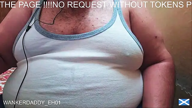 Snapshot of WANKERDADDY_EH01 chatting on 02.14.25 WANKERDADDY EH01 online show from 02.14.25