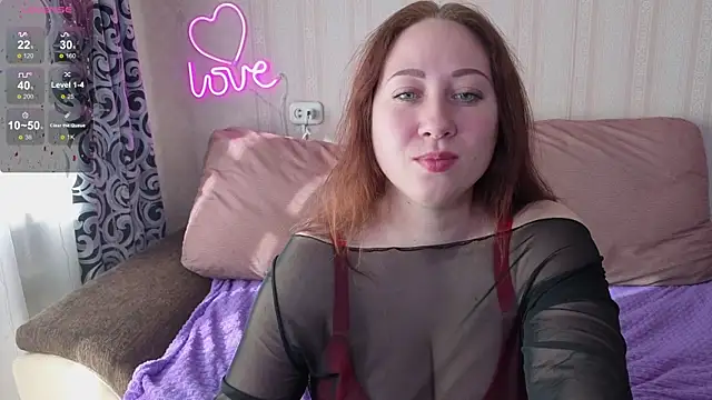 KellyCrystall online show from 05.10.26