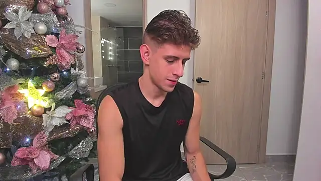 Jasperjoness online show from 12.17.24