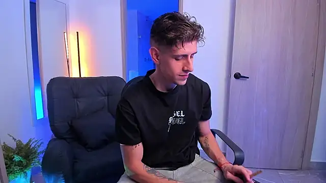 Jasperjoness online show from 01.11.25