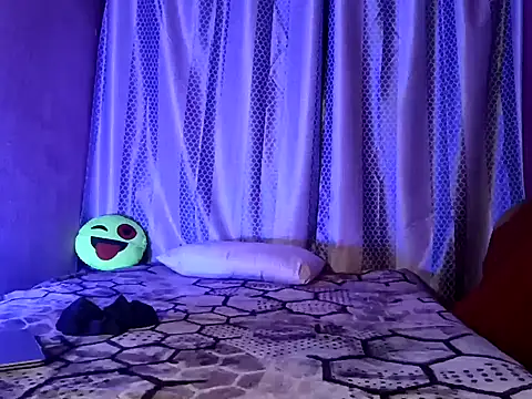 Snapshot of sexy_m23 chatting on 02.15.25 sexy m23 online show from 02.15.25