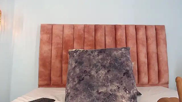 violeta leon online show from 02.20.26