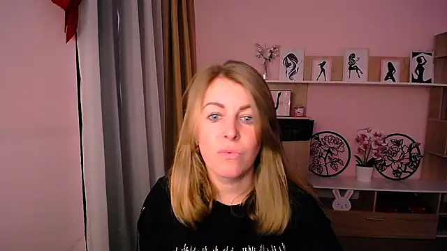 Hot Milady online show from 01.15.25