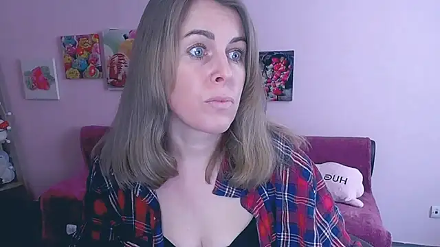 Hot Milady online show from 03.03.25