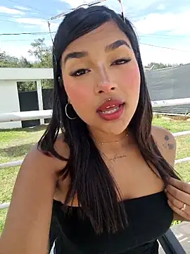 Mariangel 11 online show from 10.23.25