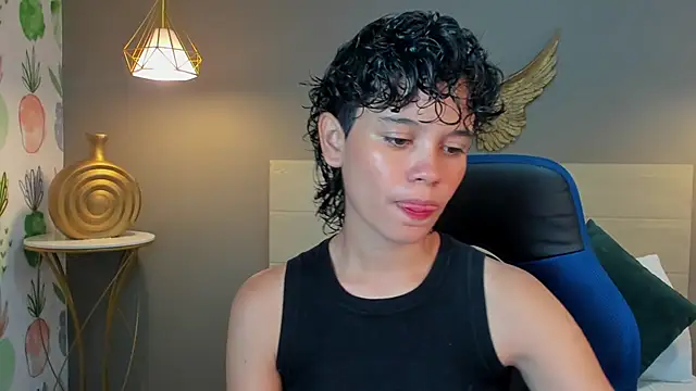 Snapshot of fernanda_indie chatting on 02.11.25 fernanda indie online show from 02.11.25