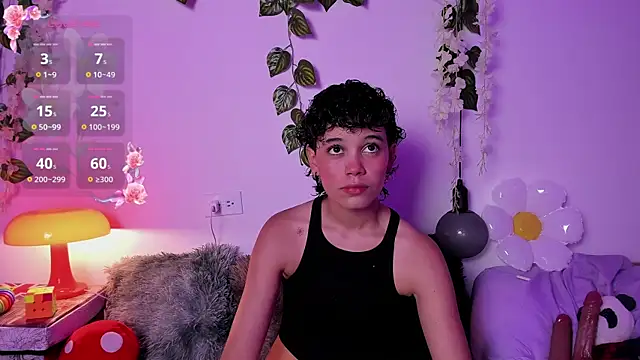 Snapshot of fernanda_indie chatting on 09.27.25 fernanda indie online show from 09.27.25