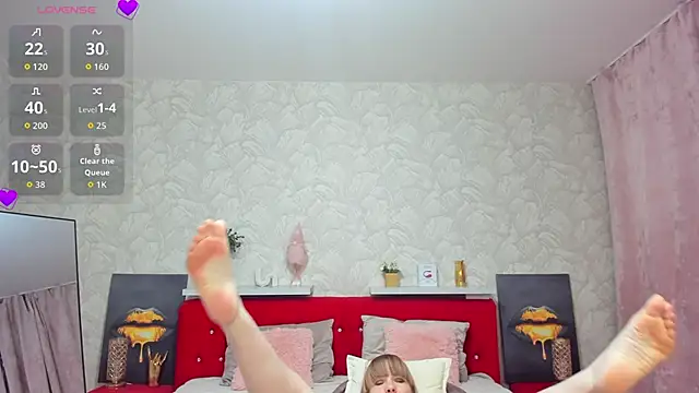 KattyPeachX online show from 10.07.25