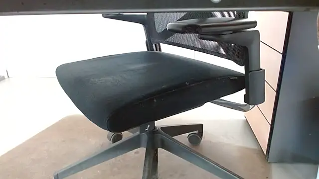 lovewalknaked online show from 11.21.25