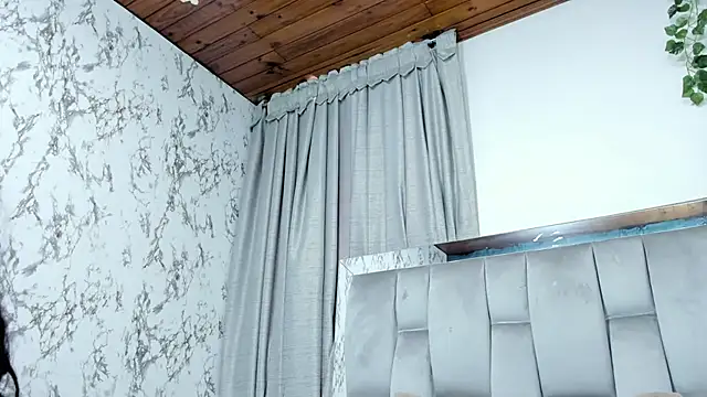 salome Queenx online show from 01.30.25