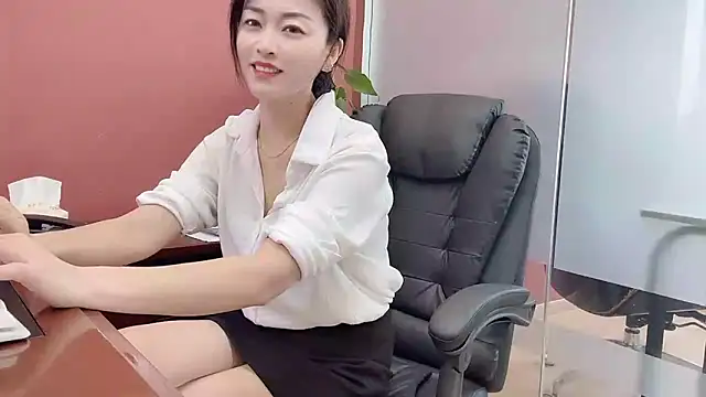 Snapshot of QianF-666 chatting on 10.09.25 QianF-666 online show from 10.09.25